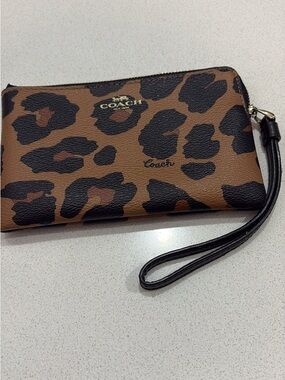 Coach Leopard-Print Leather Wristlet in Brown and Black Pristine condition